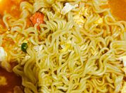 Gambar indomie kornet