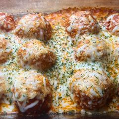 A picture of Cheesy chicken meatballs !.