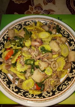 Foto resep Cumi cabe ijo jagung putren