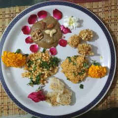 A picture of Millet platter.