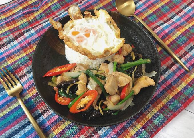 π§π½π³π§πΌπ³ Stir fried Chicken with ginger Thai Style (Full Recipe)• Gai Pad King