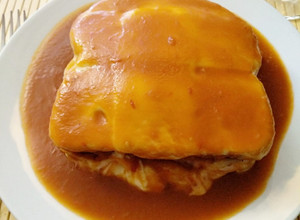 Foto de Francesinha à Moda do Porto