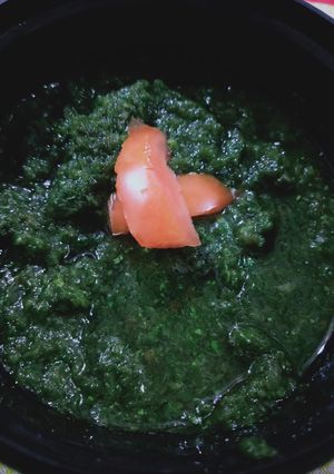 A picture of Coriander chutney.