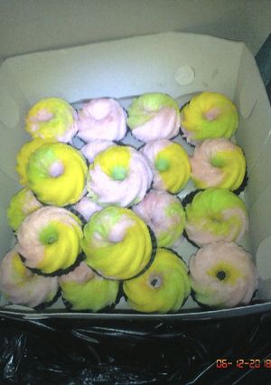 Foto resep Bolu pelangi ekonomis