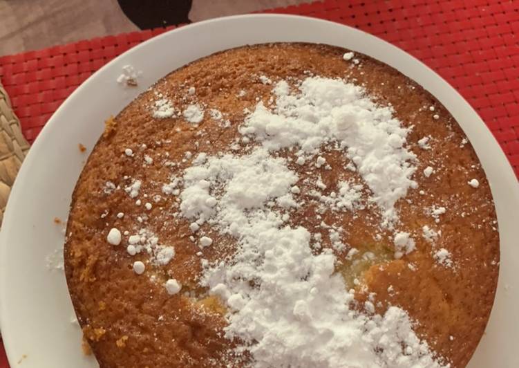 Bizcocho de limón con azúcar glass