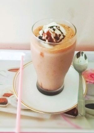 A picture of Peanut Butter Chocolate Shake.