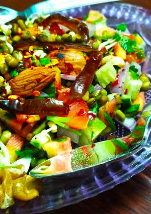 স্প্রাউট স্যালাড (sprout salad recipe in bengali) রেসিপির প্রধান ছবি