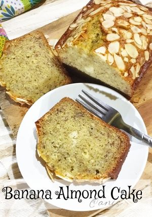 Foto resep Banana Almond Cake