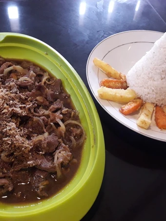 Langkah Gampang Menyiapkan Resep Bistik daging sapi sederhana Anti Ribet, Lezat Sekali