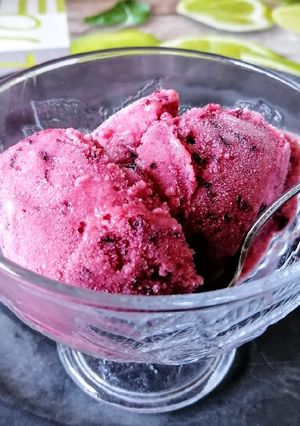 Joghurtos gyümölcsfagyi recept fotója
