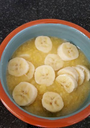 A picture of Banana moong dessert.