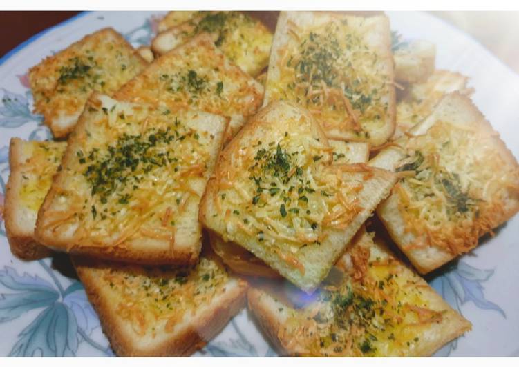 Garlic cheese bread