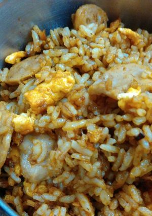 Foto resep Nasi goreng dengan bumbu rendang, rasanya pedas gurih! Cocok buat anak kos