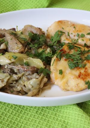 Sült csirkemellfilé articsókával, laskagombával recept fotója