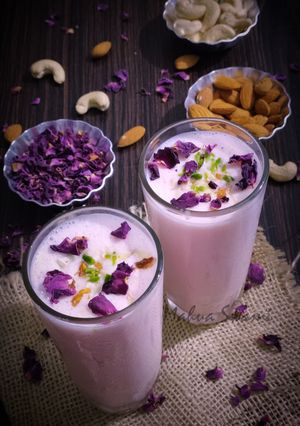 রোস লস্যি (Rose Lassi recipe in Bengali) রেসিপির প্রধান ছবি