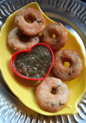 राइस बड़े (Rice bade recipe in hindi) रेसिपी मुख्य फोटो