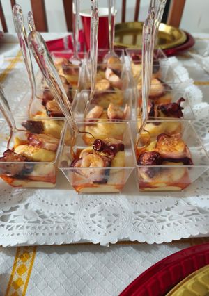 Una foto de Vasitos de Pulpo con Puré de Patatas