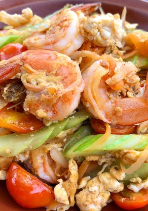 รูปของ รวมมิตรผัดไข่กุ้งสด