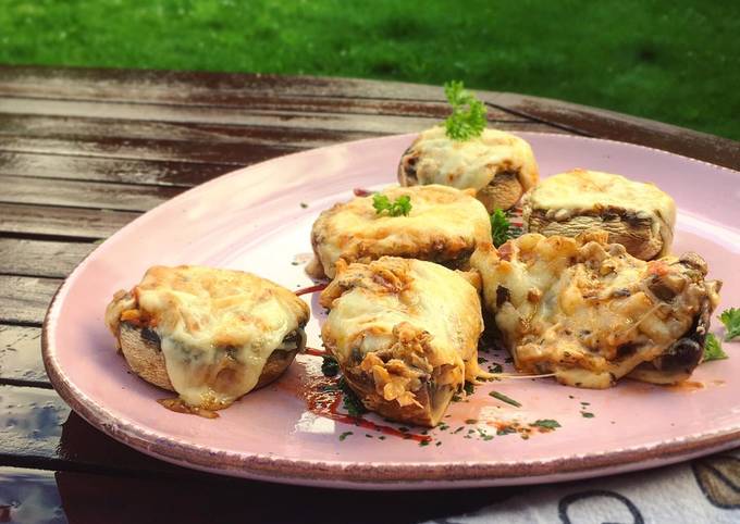 Gefüllte Champignons 4-Käse Rezept von _saurino - Cookpad