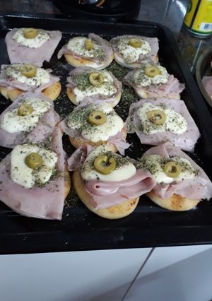 Una foto de Pizzetas para un cumple. Grace