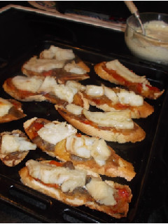 Una foto de Bacalao sobre tostadas