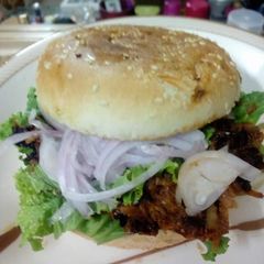 A picture of Beef veg burger.