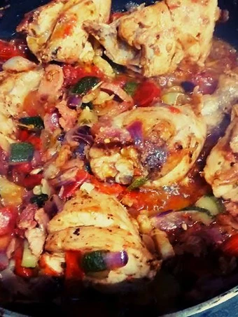 Easy Steps to Make Chicken and Veggies in a Pan which Delicious