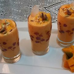 A picture of Mango Chunky Shake.