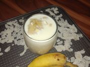 A picture of liquid honey