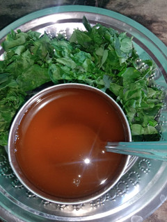 முருங்கை கீரை சாரு (Murunkai keerai saaru recipe in tamil) செய்முறை முக்கிய புகைப்படம்