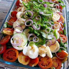 A picture of Simple green salad.