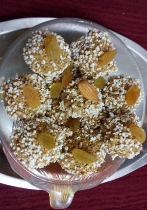 A picture of Bottle gourd ladoo.