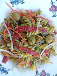 Una foto de Ensalada de pasta templada