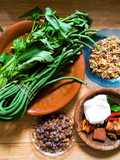 7. Urapan Blunyo (Ulat laut/teripang emas) khas Sidayu Gresik