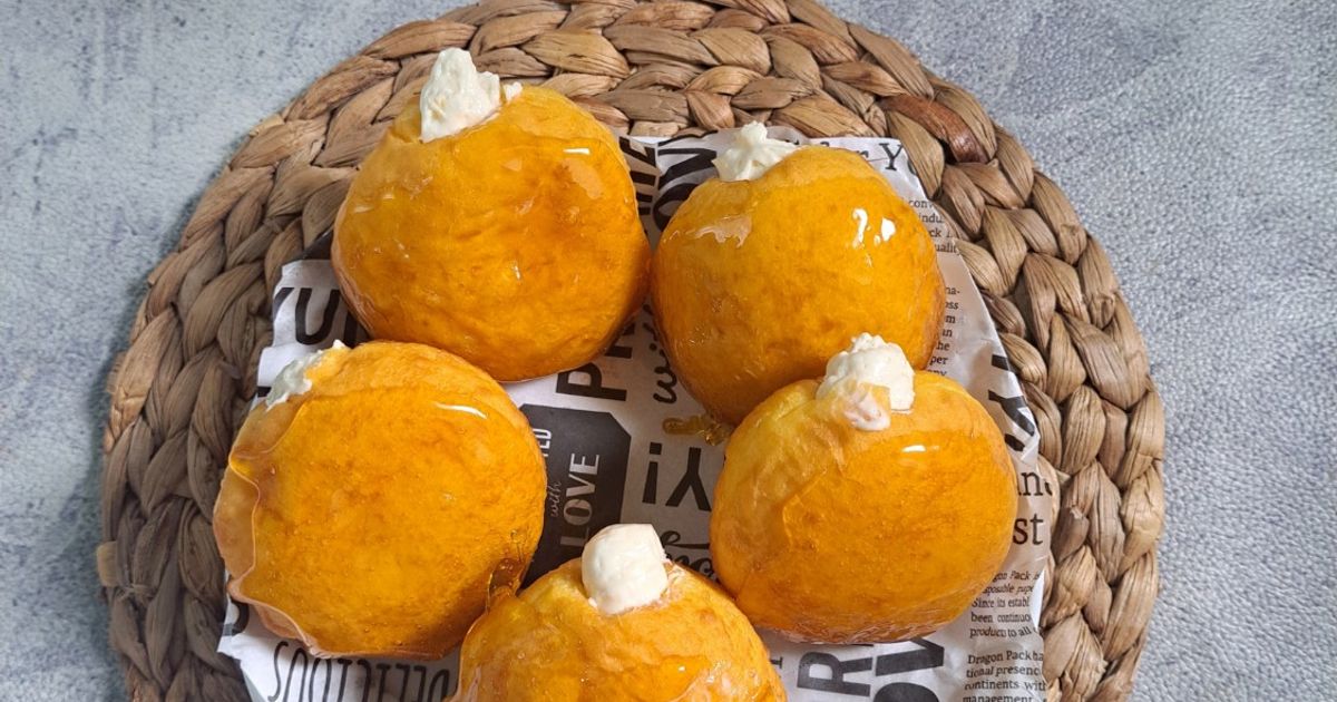 Creme Brulee Bomboloni Pumpkin