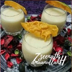 A picture of Mango Milkshake Shots.