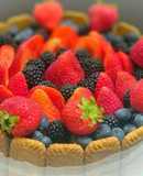 Fruits and Lotus biscuits cheesecake
