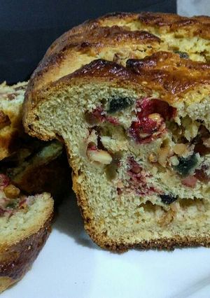 Una foto de PAN Dulce con Frutas y Frutos...!🎅🎅🎅