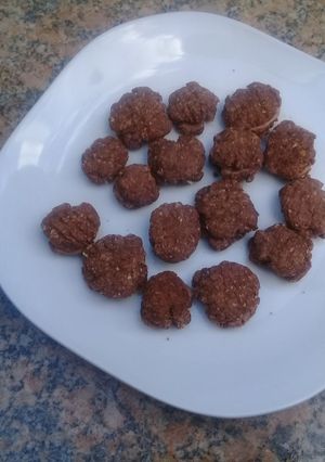 A picture of Romany creams.