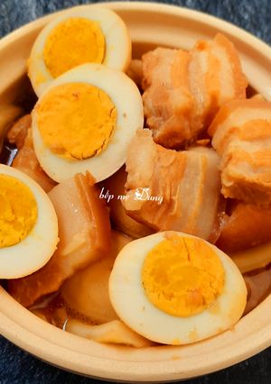 Hình của món Thịt kho tàu.