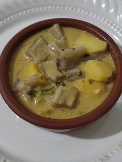 Una foto de Papas con cuero