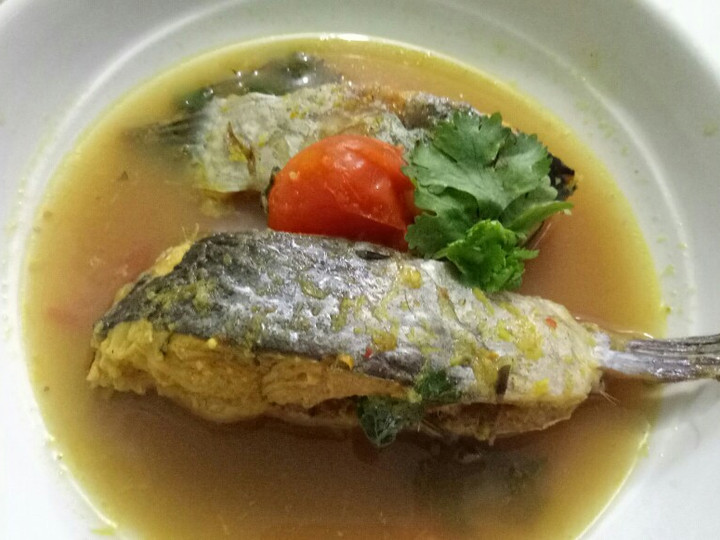 Bagaimana Menyiapkan Pindang Ikan Patin, Enak