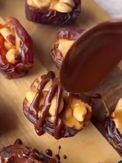 عکسی از دستور خرما شکلاتی مخصوص ماه رمضان 🌜