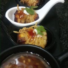 A picture of Paneer Noodles Roll.