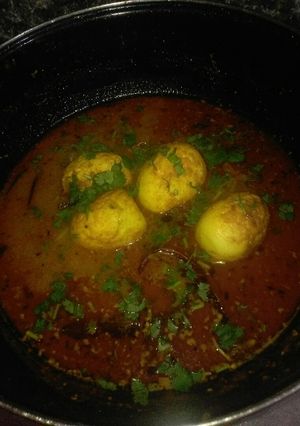 A picture of Egg masala.