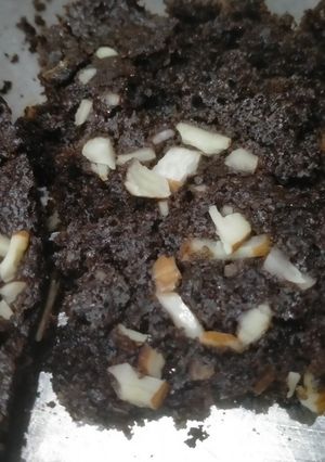 બ્રાઉની (Brownie Recipe In Gujarati) રેસીપી મુખ્ય ફોટો