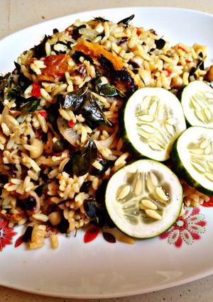 Dafa dukan shinkafa, wake da zogale ainihin hoton girkin