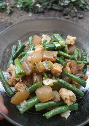 Foto resep Tumis Tempe Kacang Panjang Kikil simple untuk belajar masak