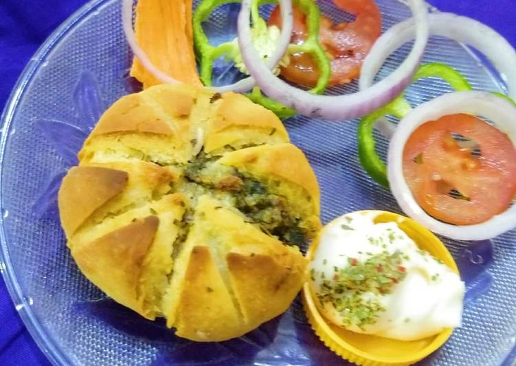 Step-by-Step Guide to Prepare Quick Cheesy Spinach Bun