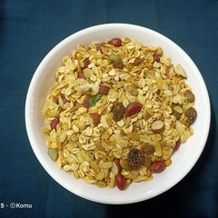 A picture of Oats Chivda.